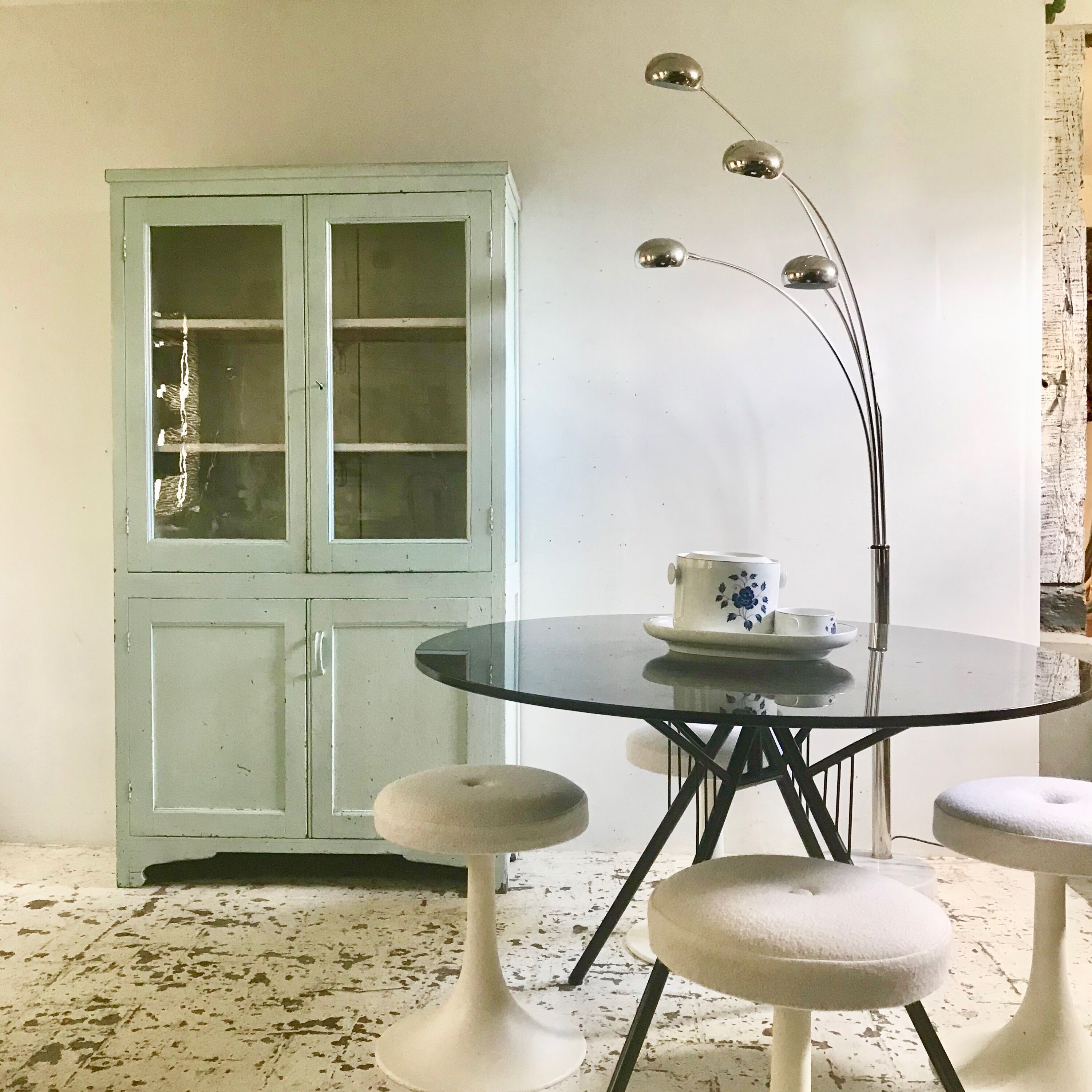 Early 20th century China buffet