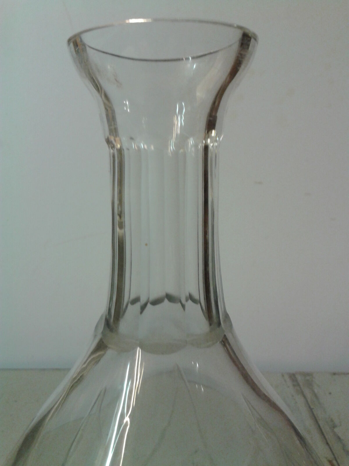 Decanter old cut glass collar facets