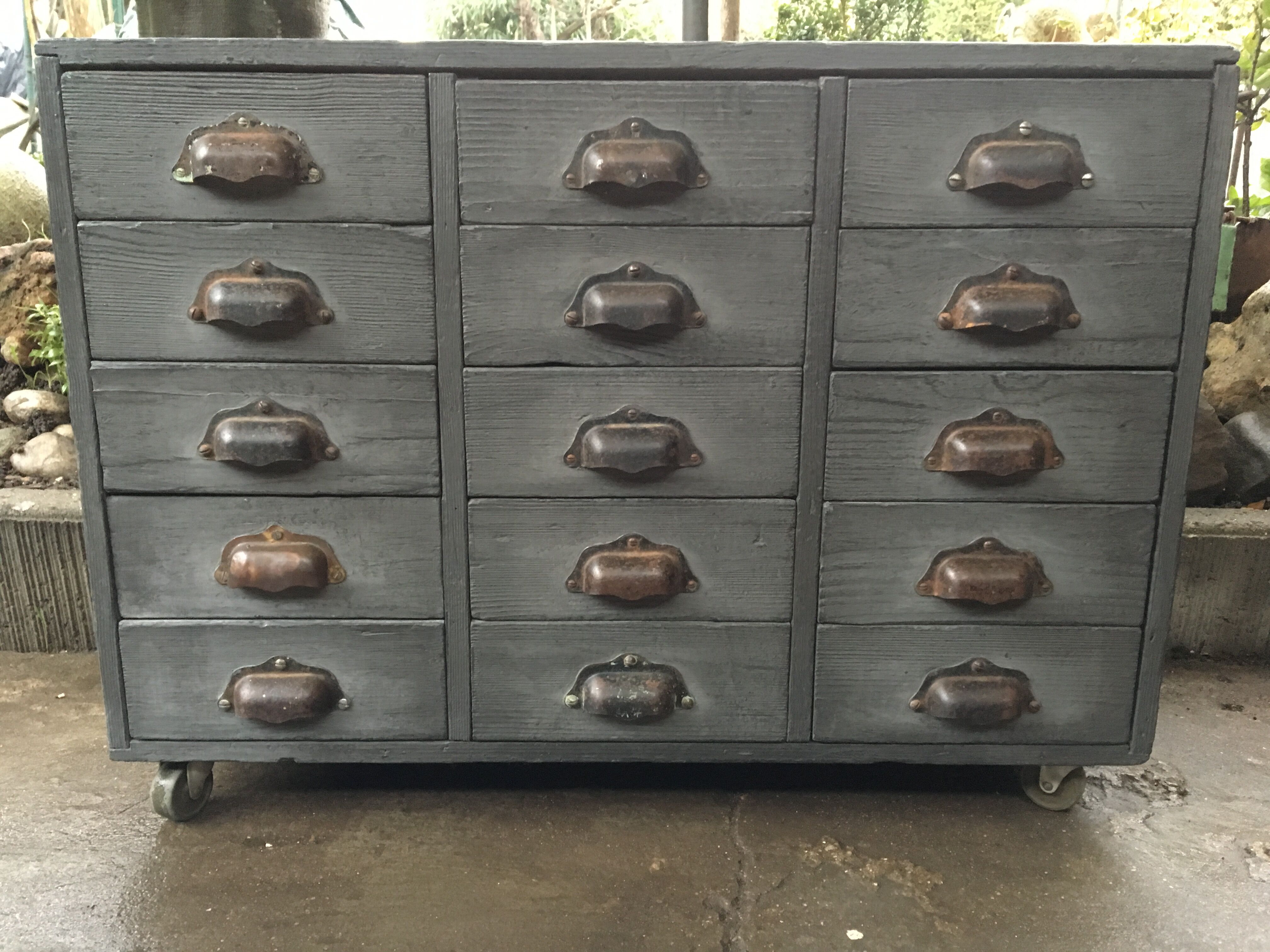 Furniture business with drawers