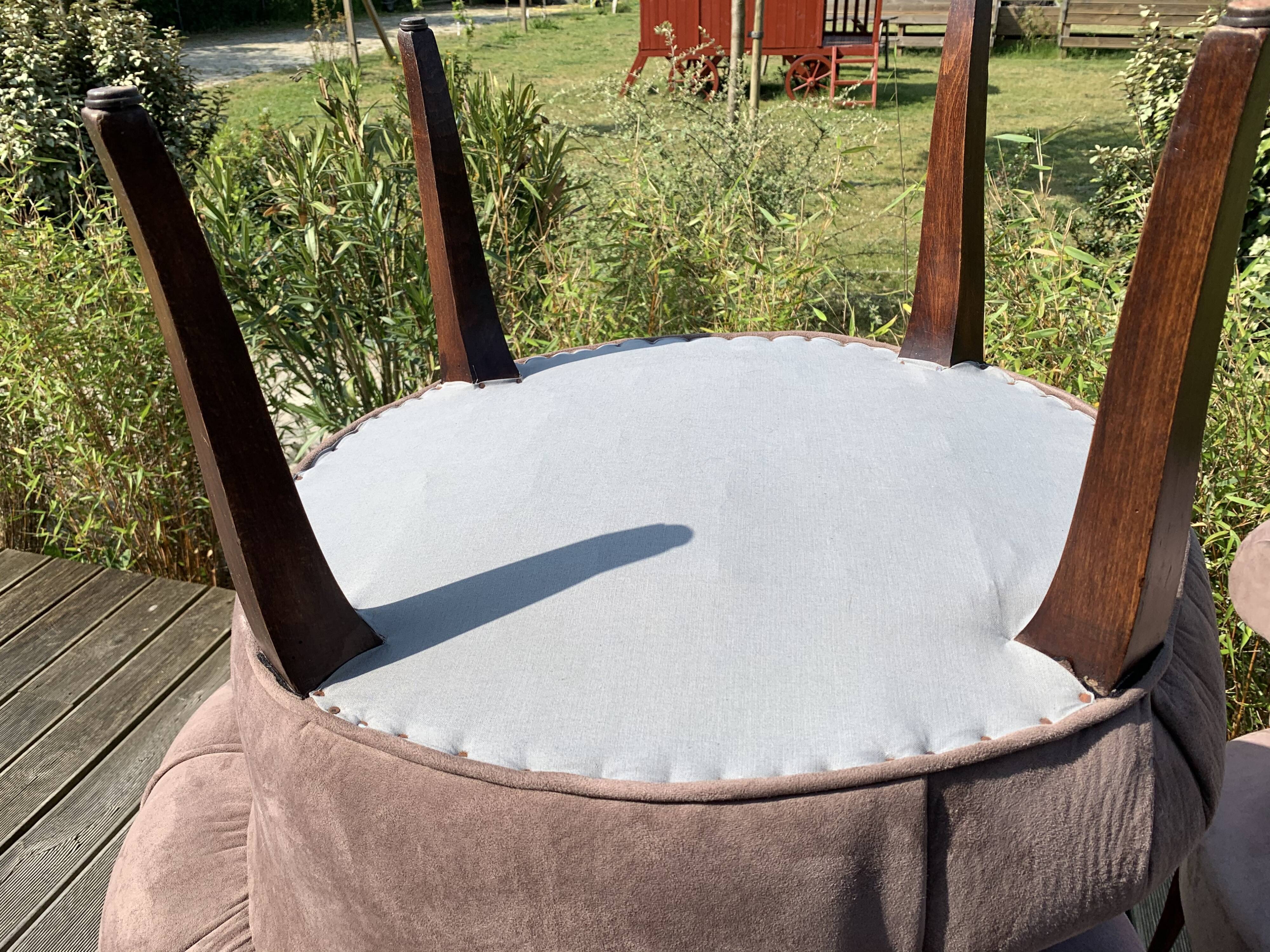 Quatre fauteuils art déco