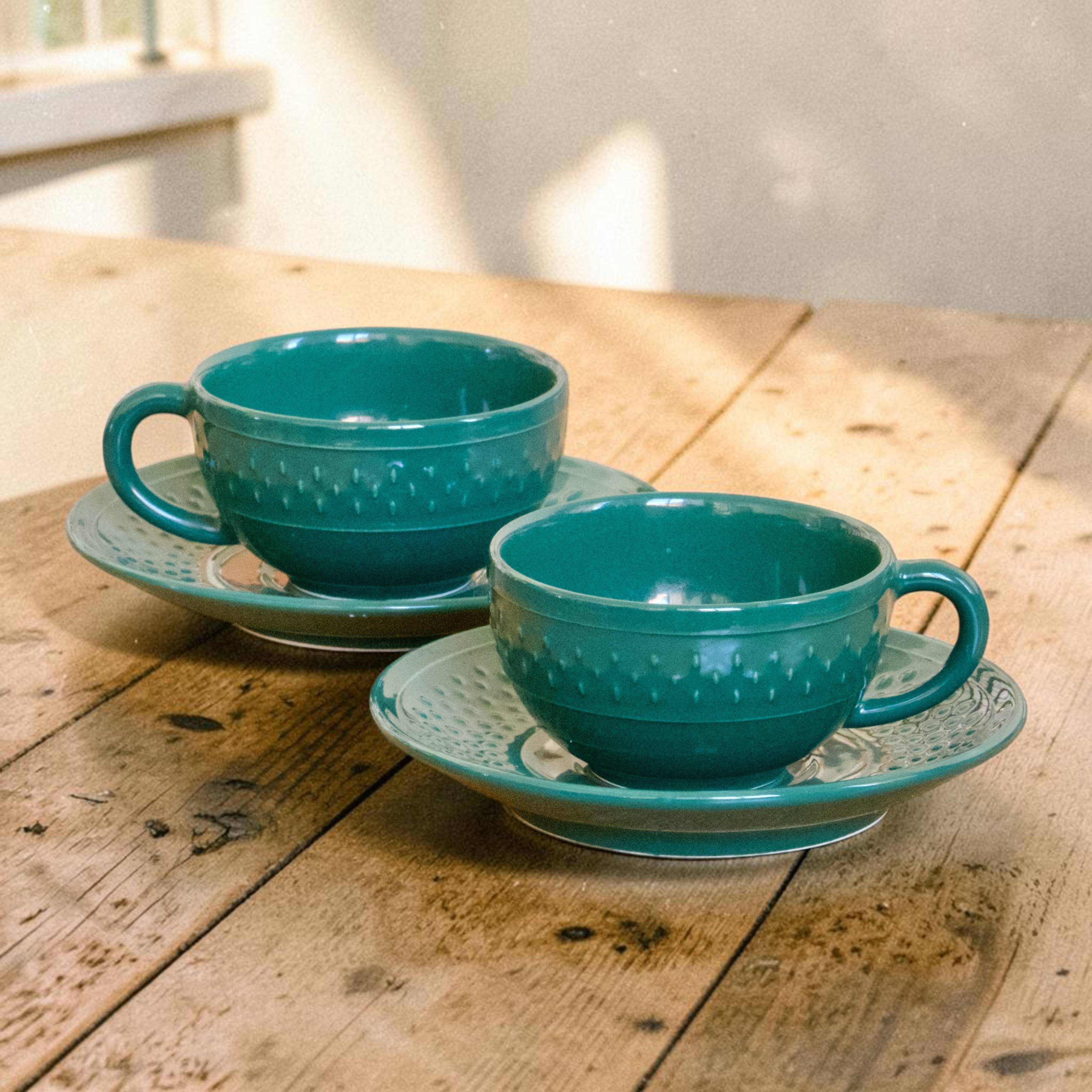 Duo of cups signed by Geneviève Lethu from the Grains de Riz collection.