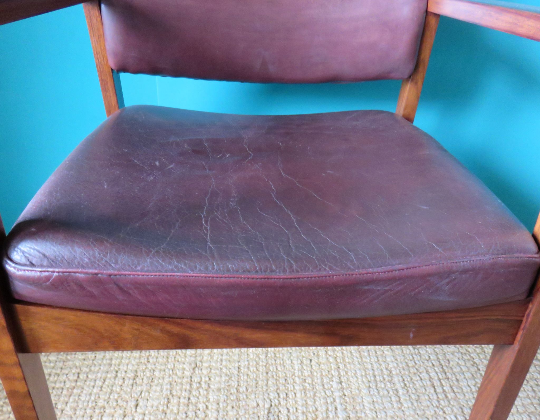 Pair of armchairs in Rio rosewood and plum leather, Denmark 1960