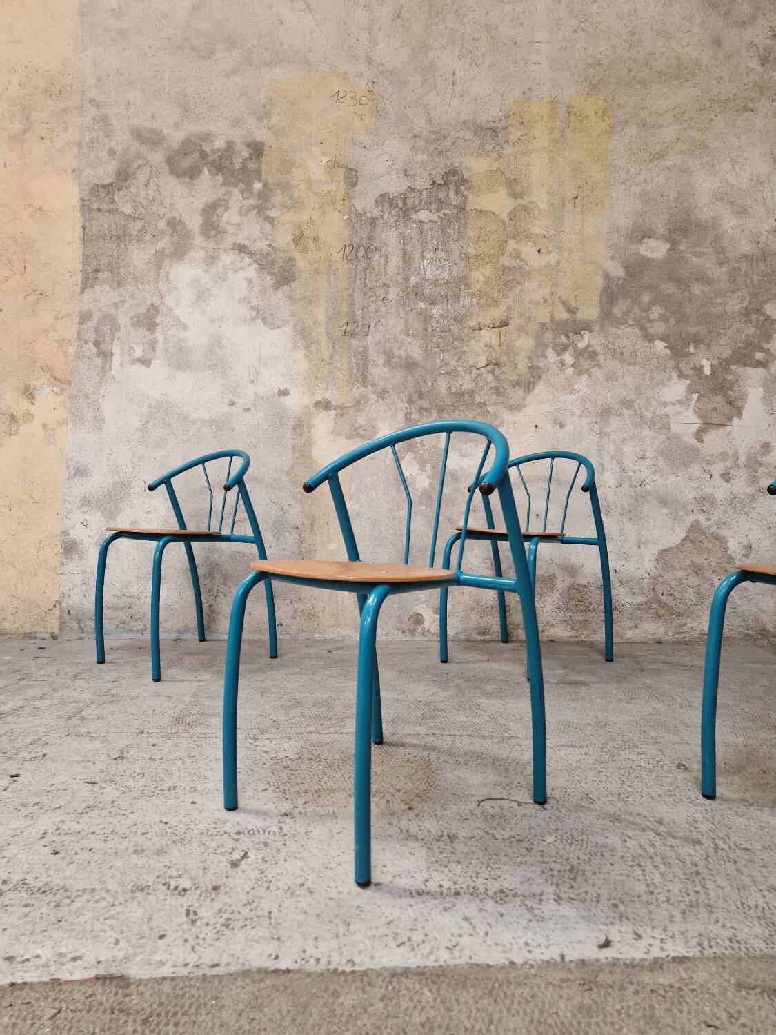 6 designer school chairs