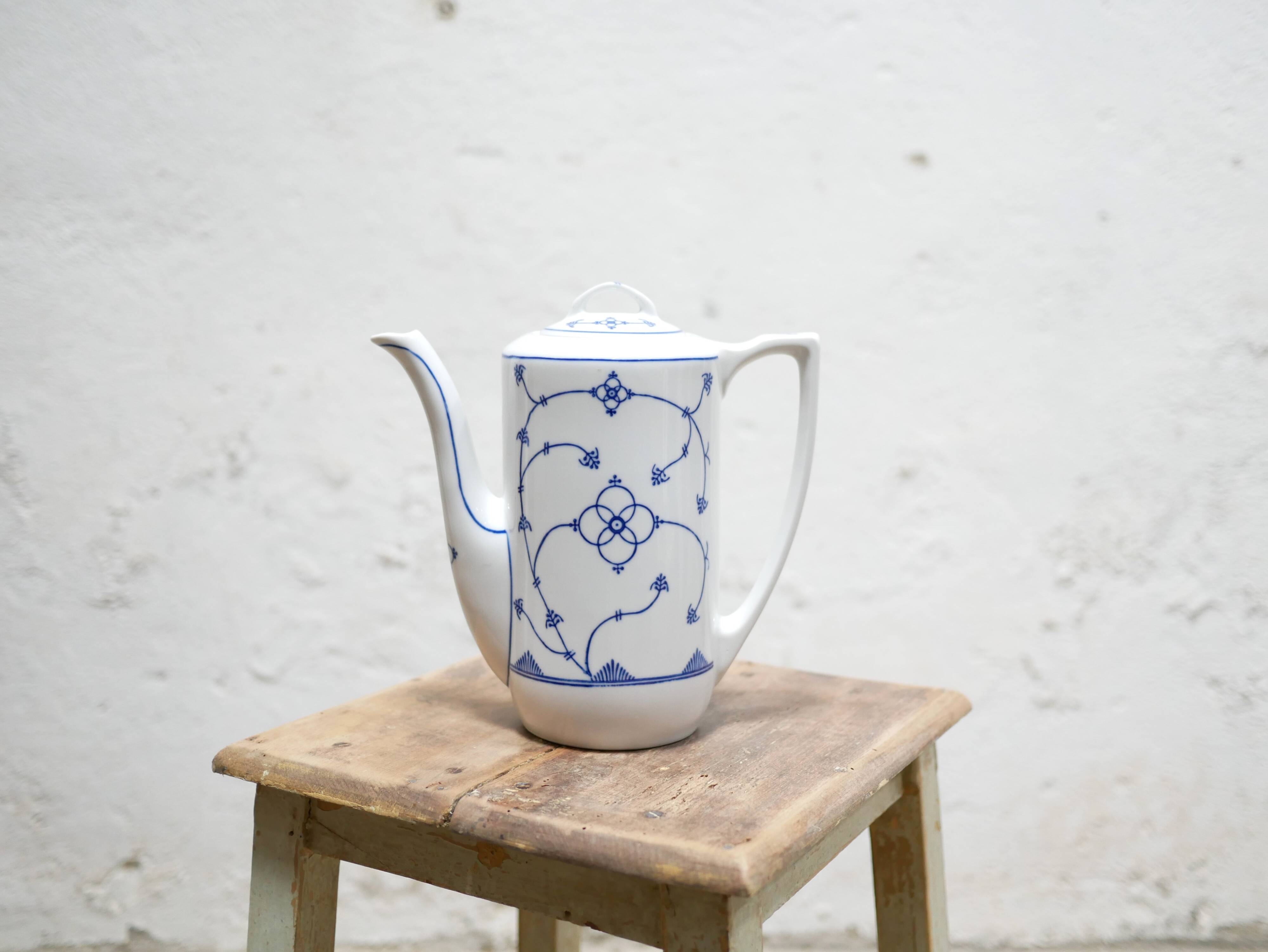 Vintage porcelain coffee pot produced by Jäger Eisenberg, Germany