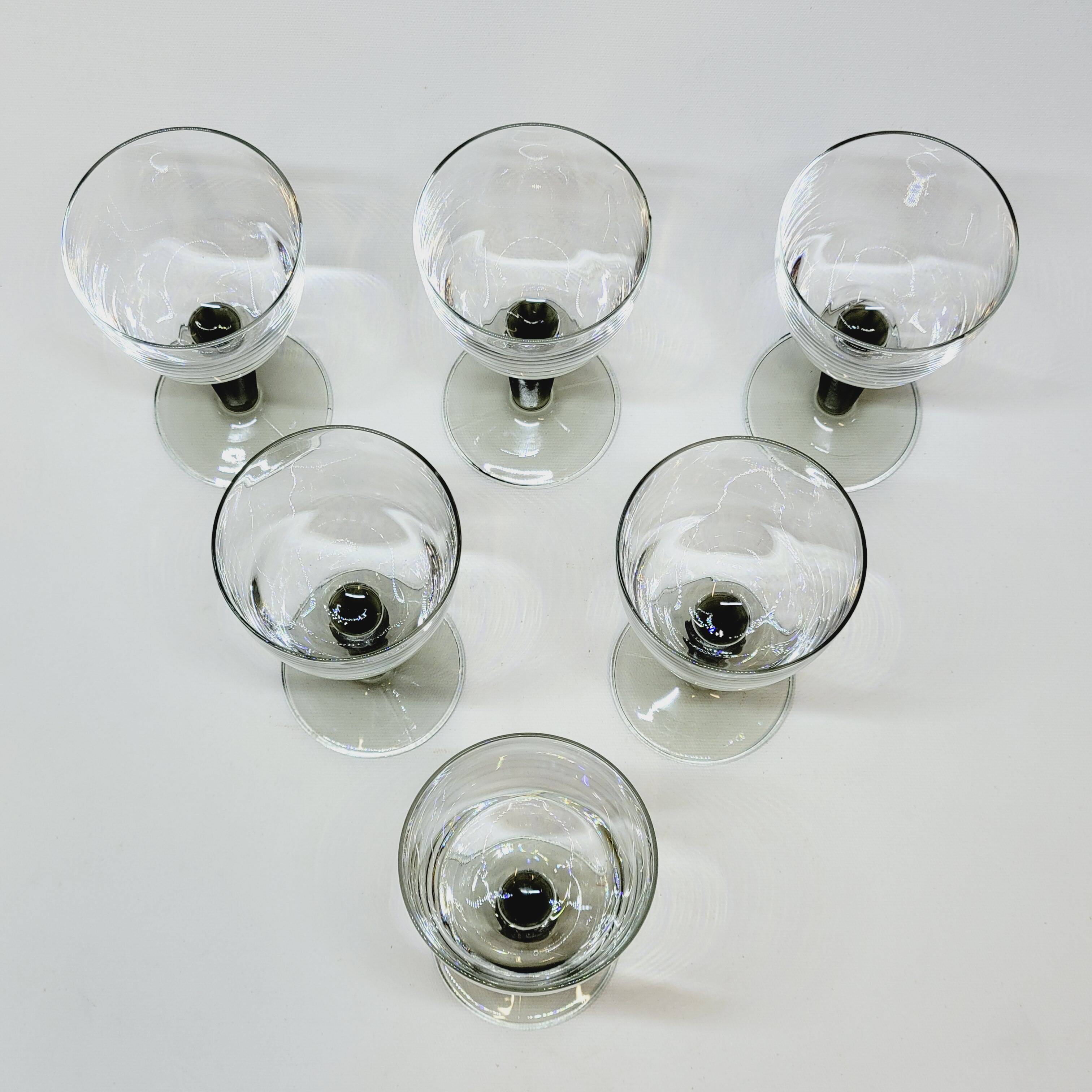 6 verres à vin vintage Bormioli Rocco en cristal gris strié