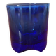 Lors de 5 petits verres en cristal bleu