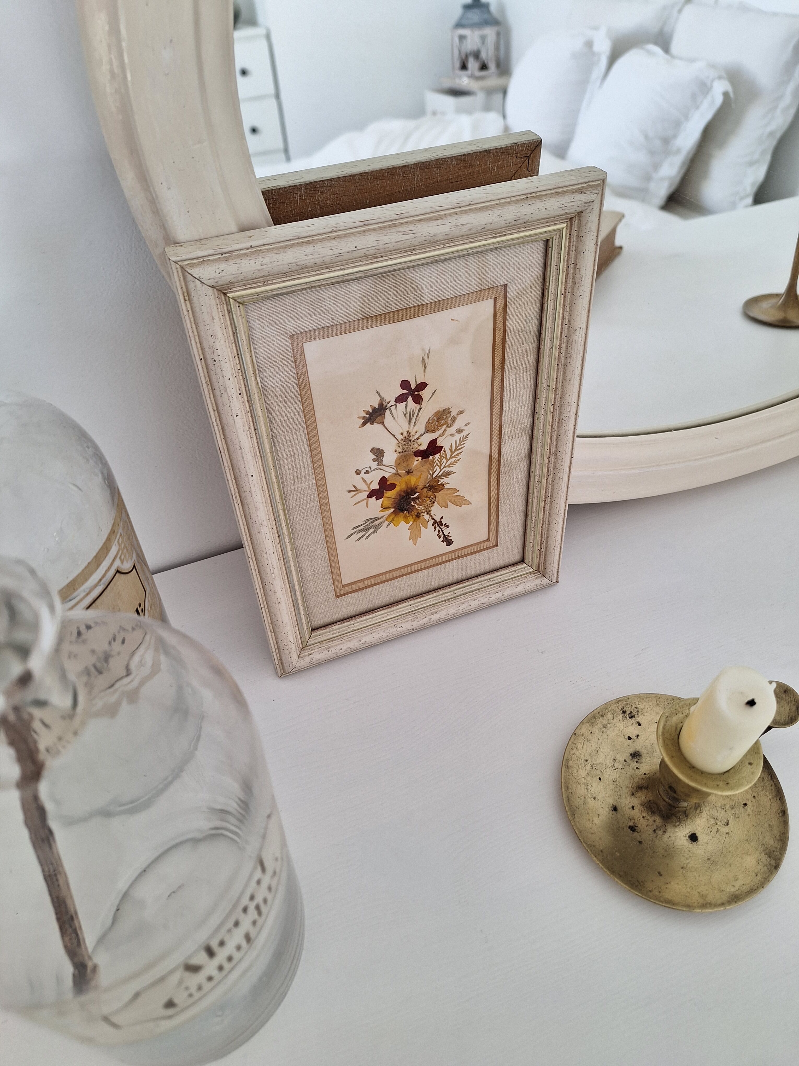 Frame dried flowers