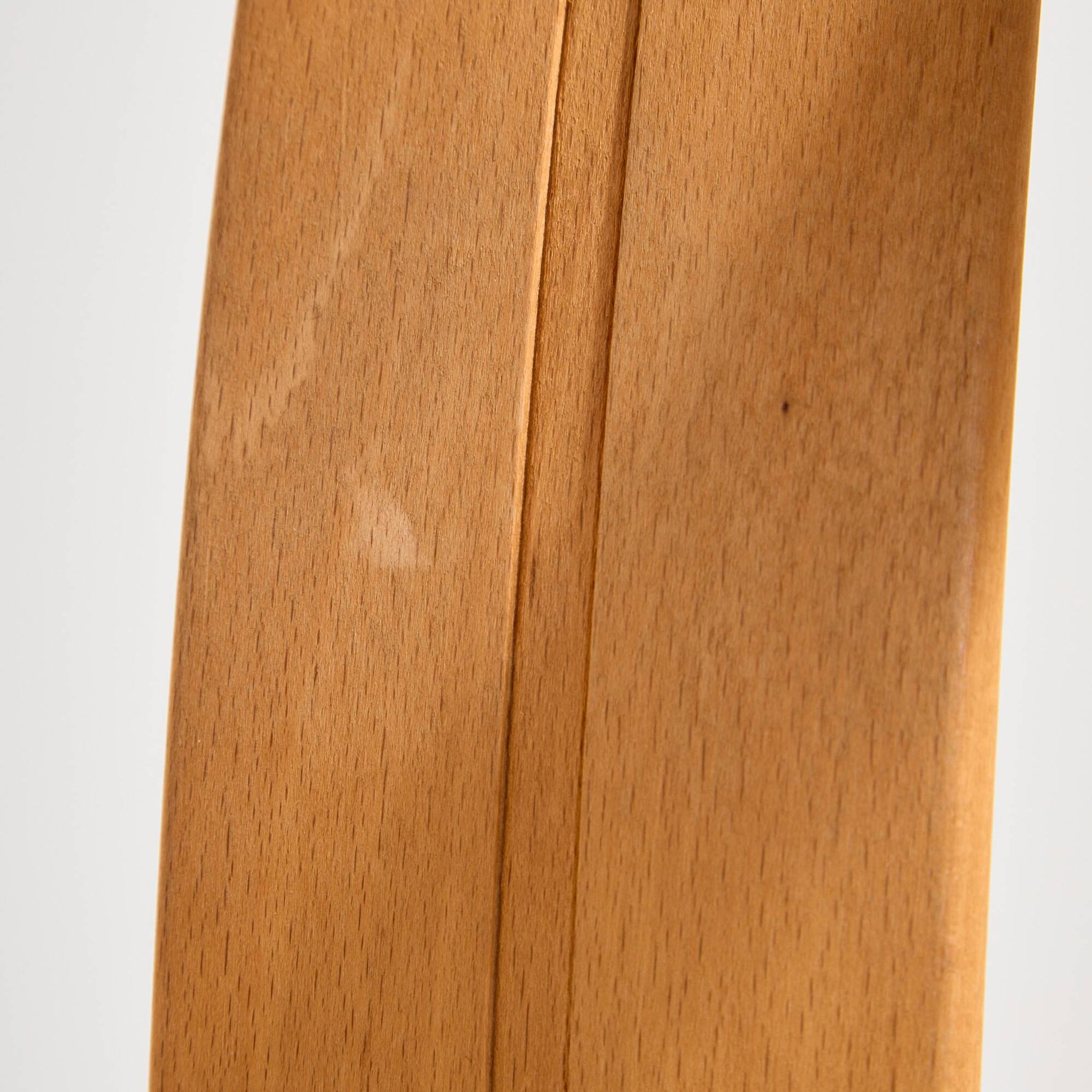 MK10689 Chaise de salle à manger en hêtre