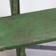 Étagère sur pieds en bois peint en vert