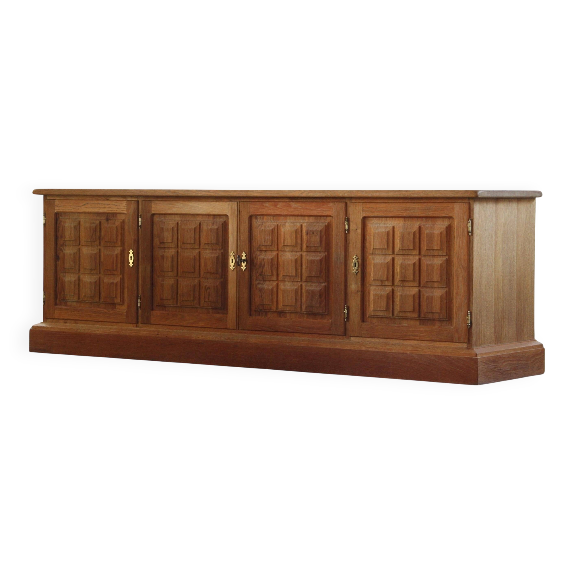 Vintage 1960/70s Danish Brutalist Light Oak Low Sideboard / Crezenda