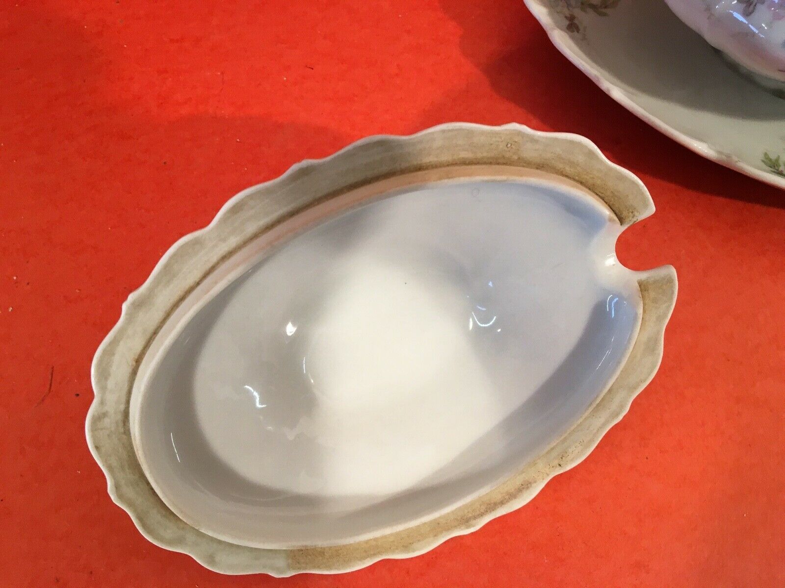 Lot de 3 pièces de forme en porcelaine Compotiers