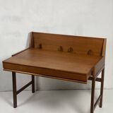 Scandinavian desk with extendable system in teak, 1960.