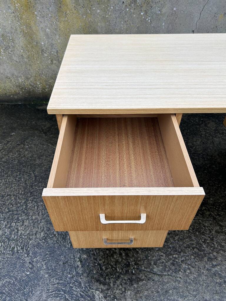 Maison Capelle desk, Scandinavian spirit, vintage, 60s.