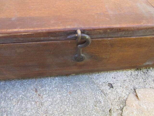 Large old wooden painter's case