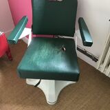 Dentist or barber chair