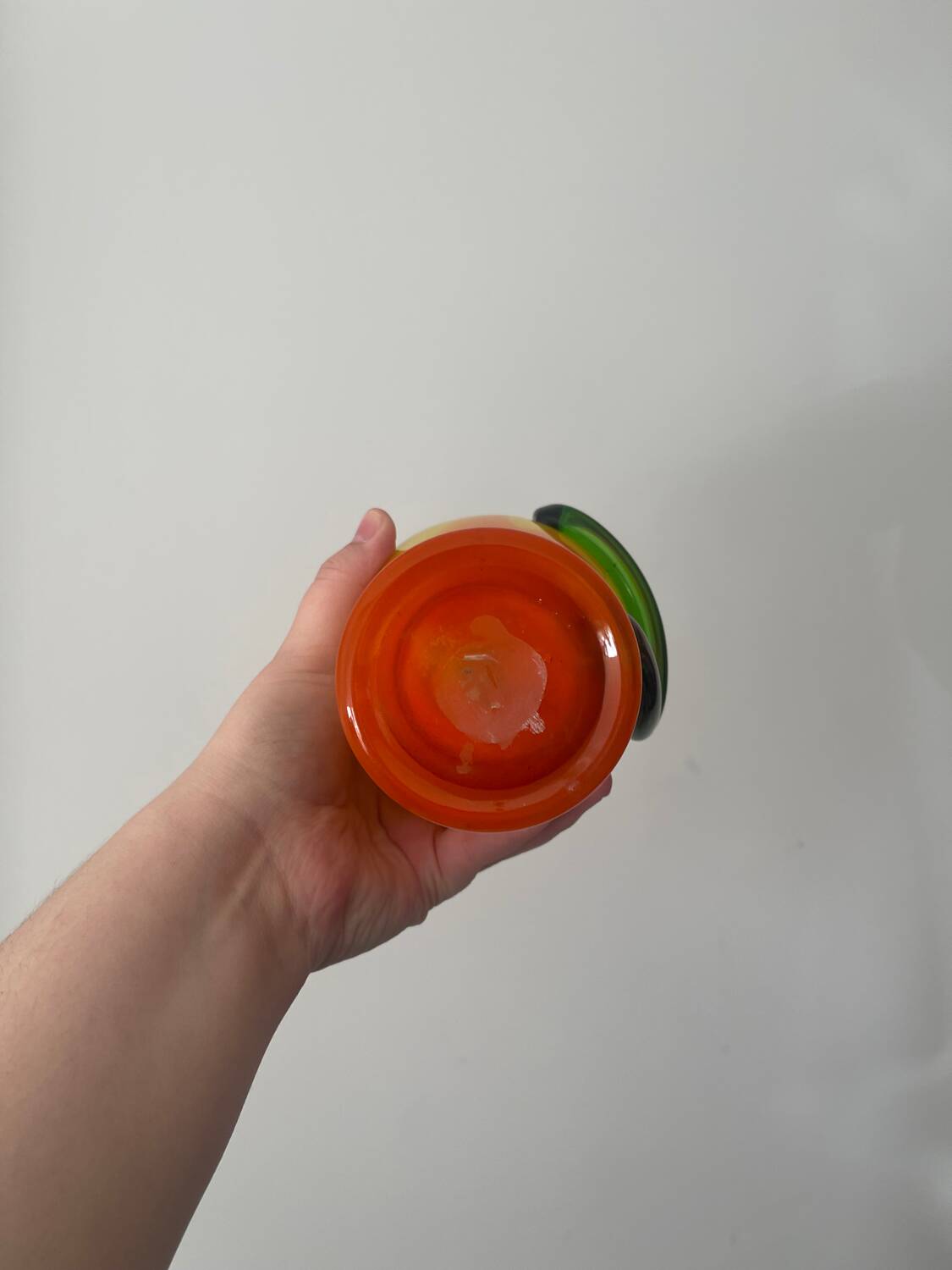 Vase en verre soufflé style Murano à décor de fleur