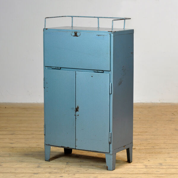 Armoire industrielle à quatre tiroirs des années 1970