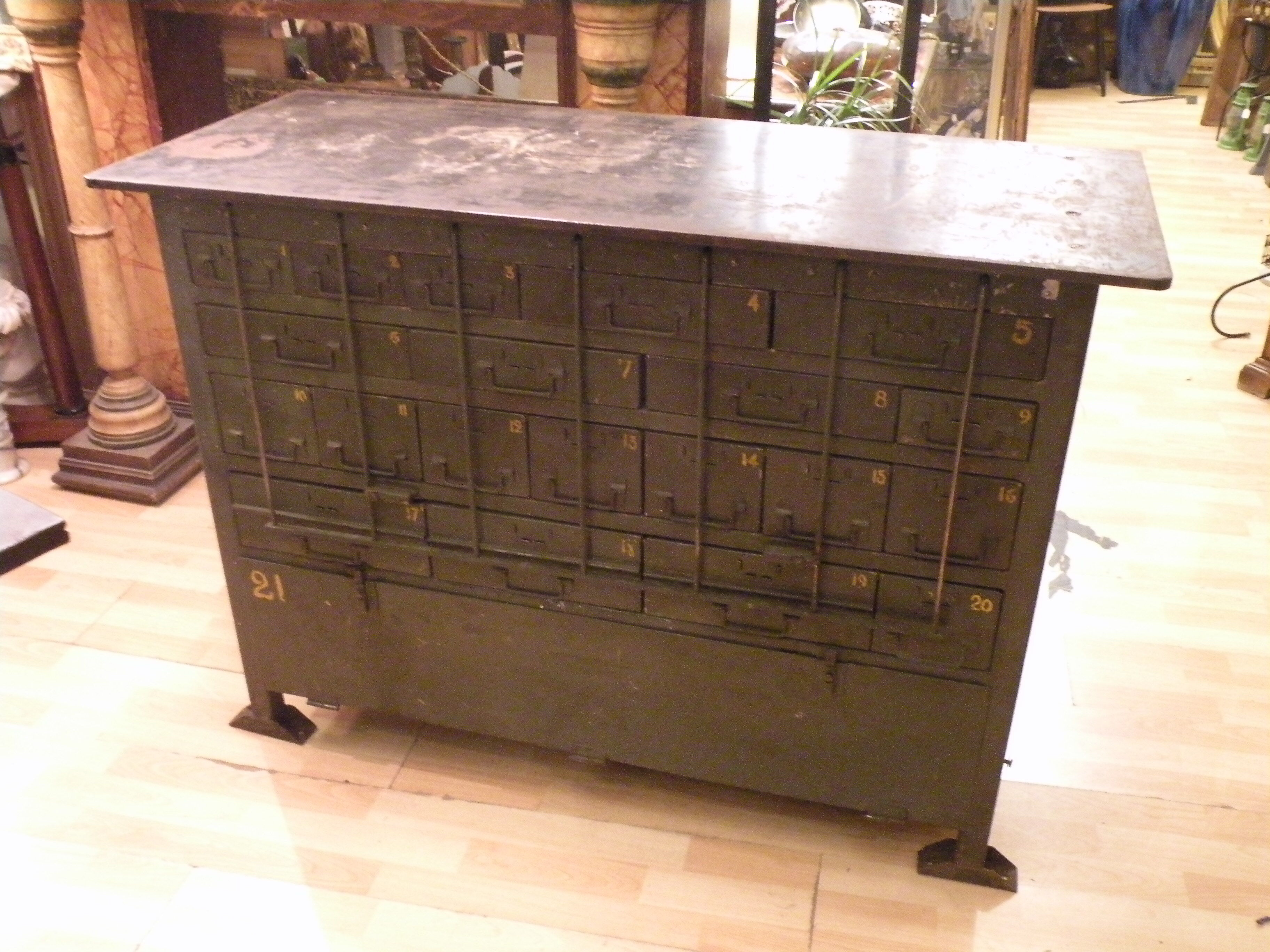 Metal workshop cabinet for a GMC CCKW 353 truck, US Army, World War II, 1941-1945
