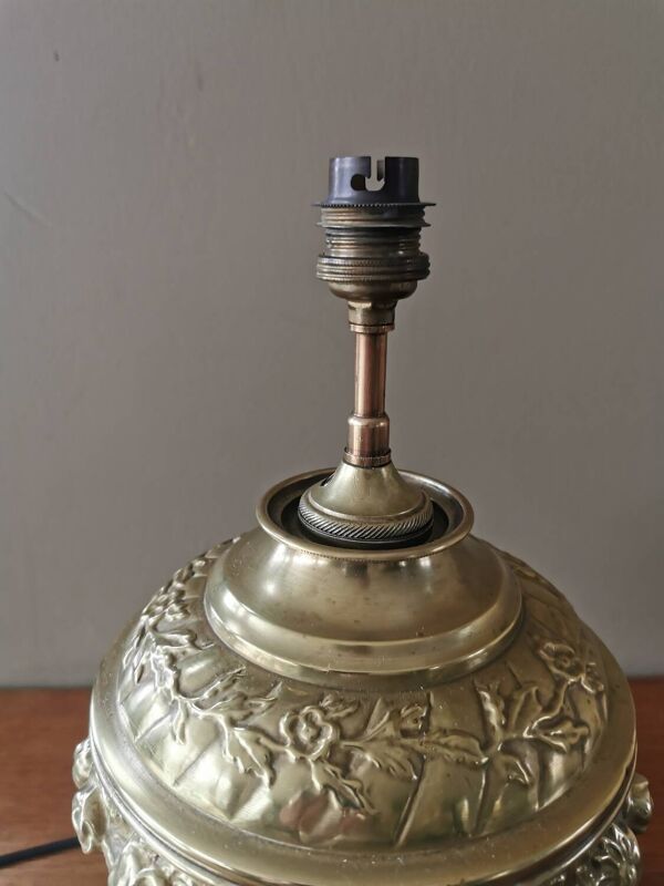 Pied de lampe ancien en laiton