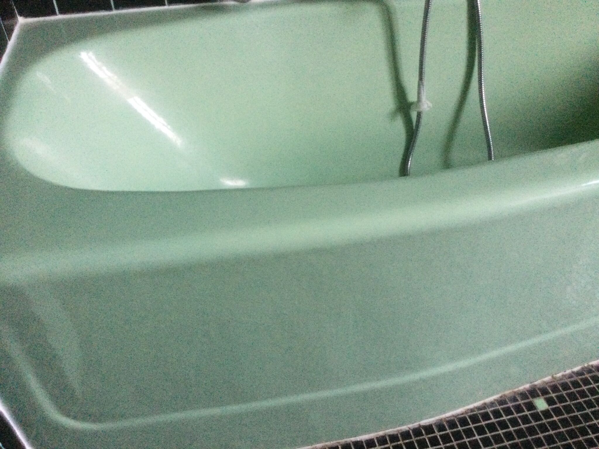 Antique vintage bathtub year 70