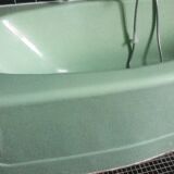 Antique vintage bathtub year 70
