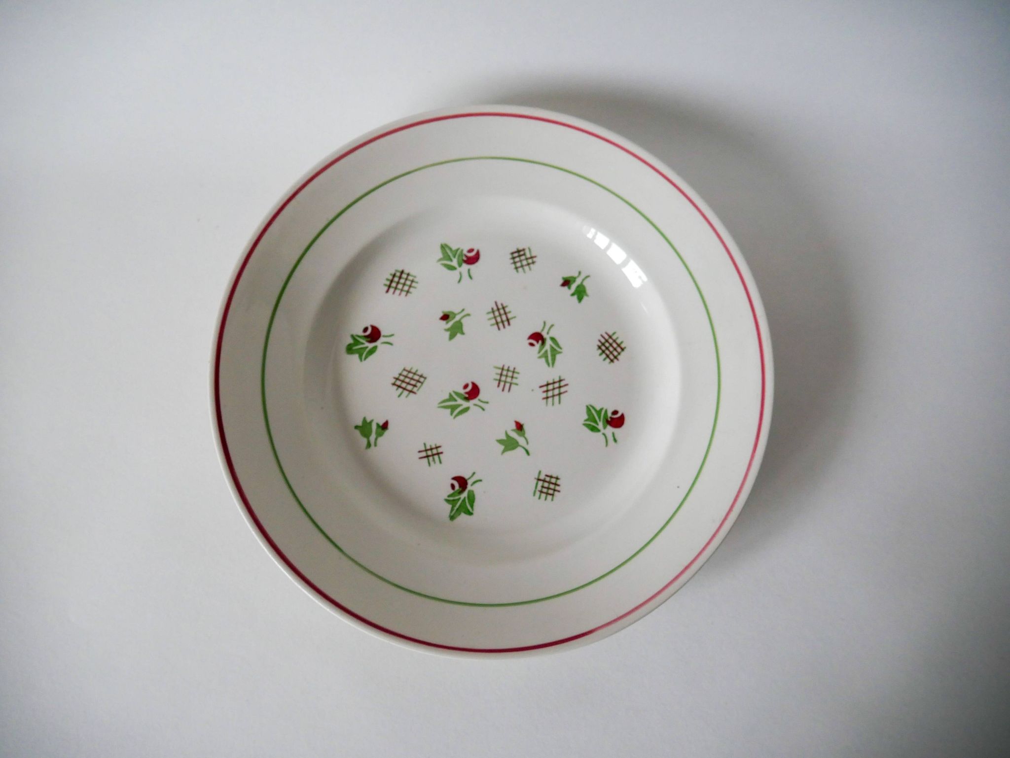 Plat rond digoin sarreguemines rose et vert 1940
