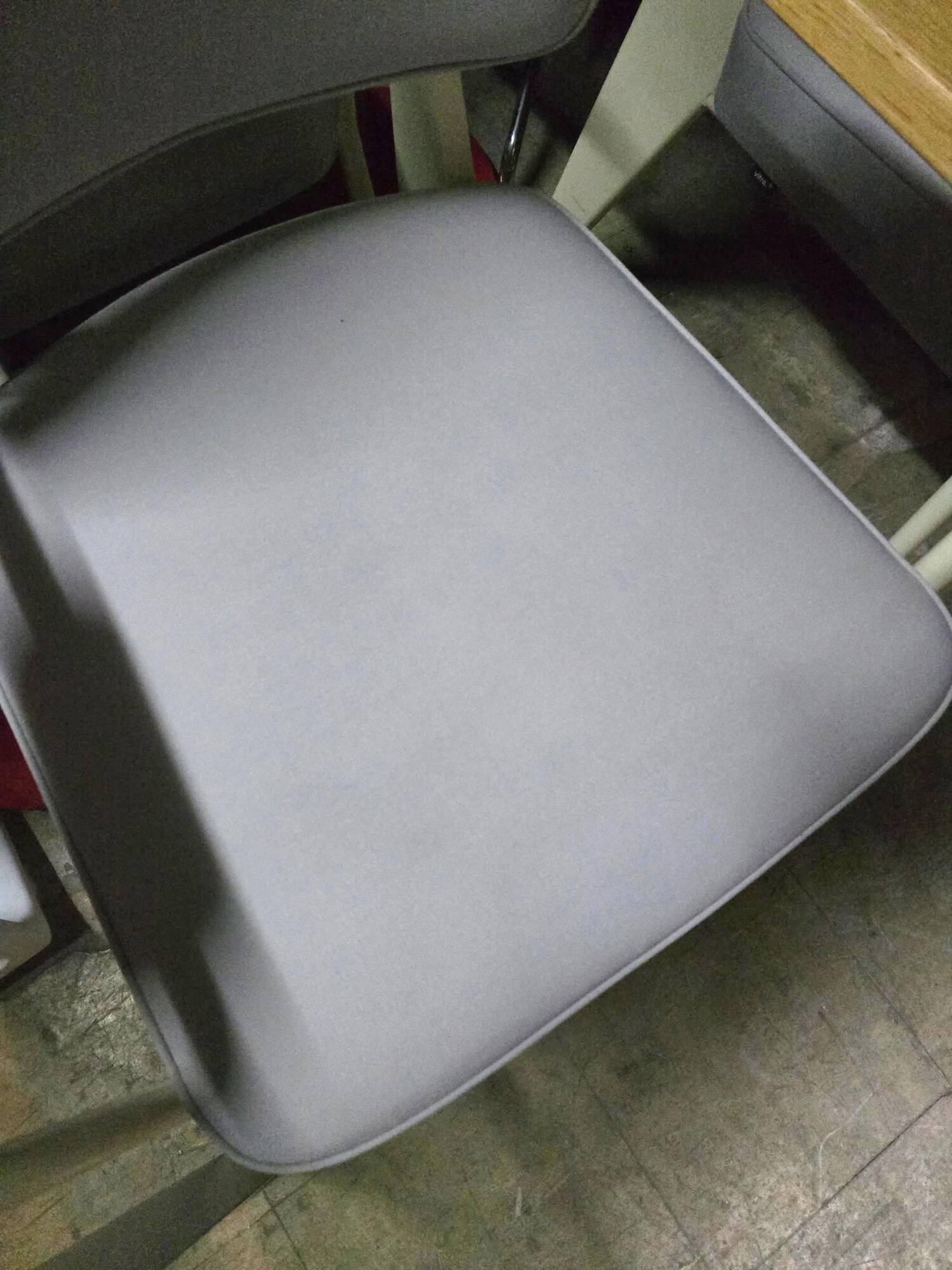 Jean Prouvé executive chair, Vitra