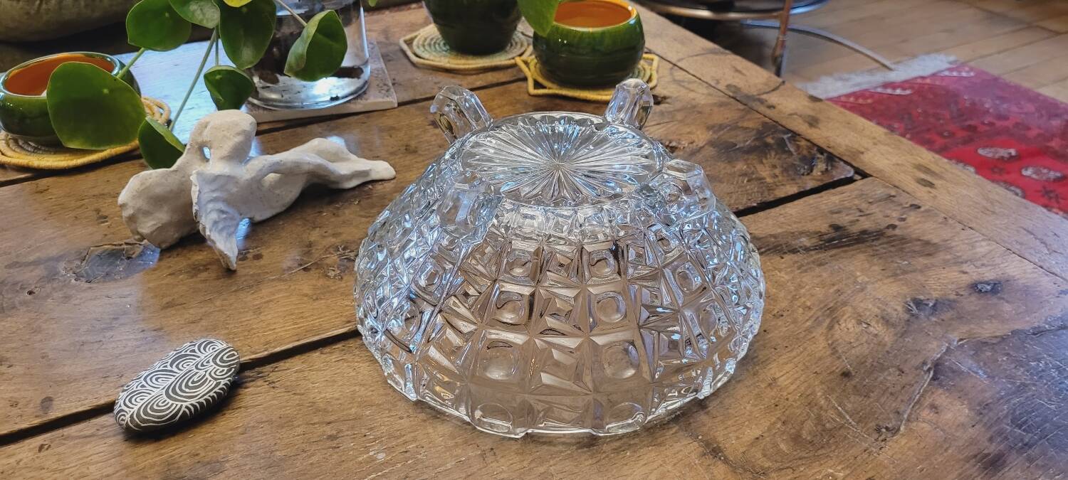 Art Deco glass cup