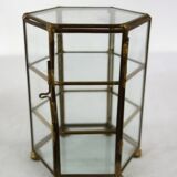 Old small hexagonal display case for miniatures or jewelry