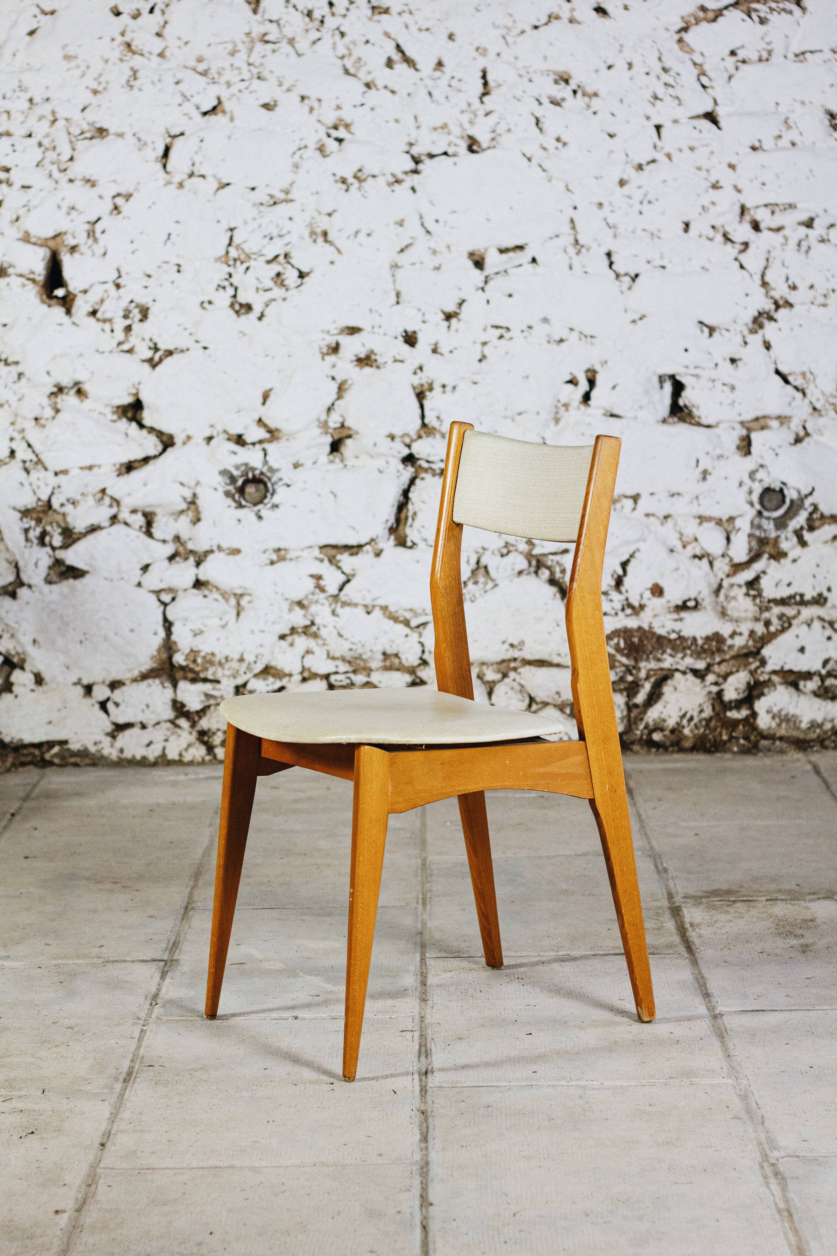 4 Danish chairs in beech wood and skai, 1960