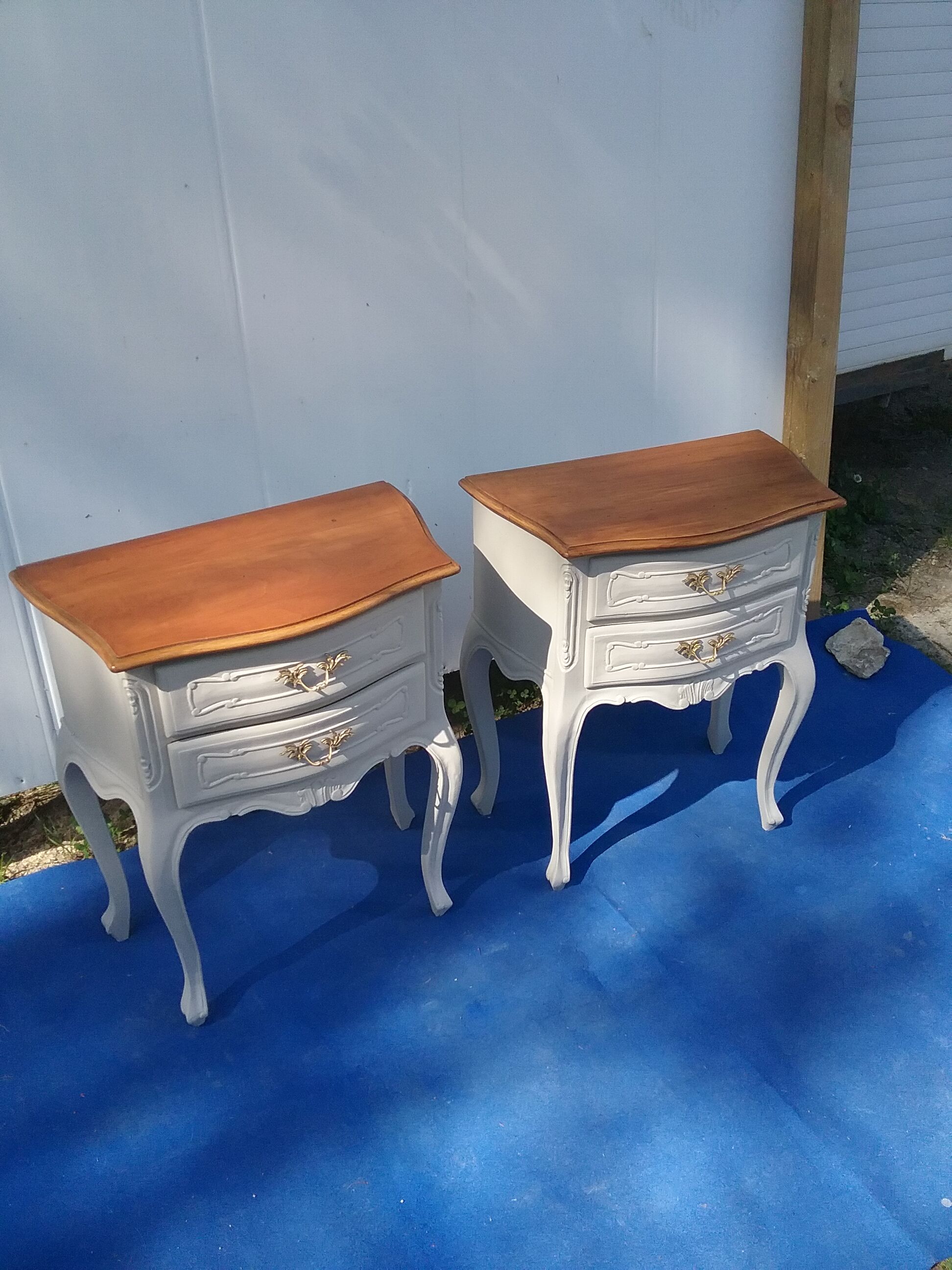 Paire de chevets style Louis XV