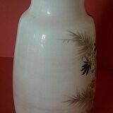 Opaline vase floral decoration pink background 1900