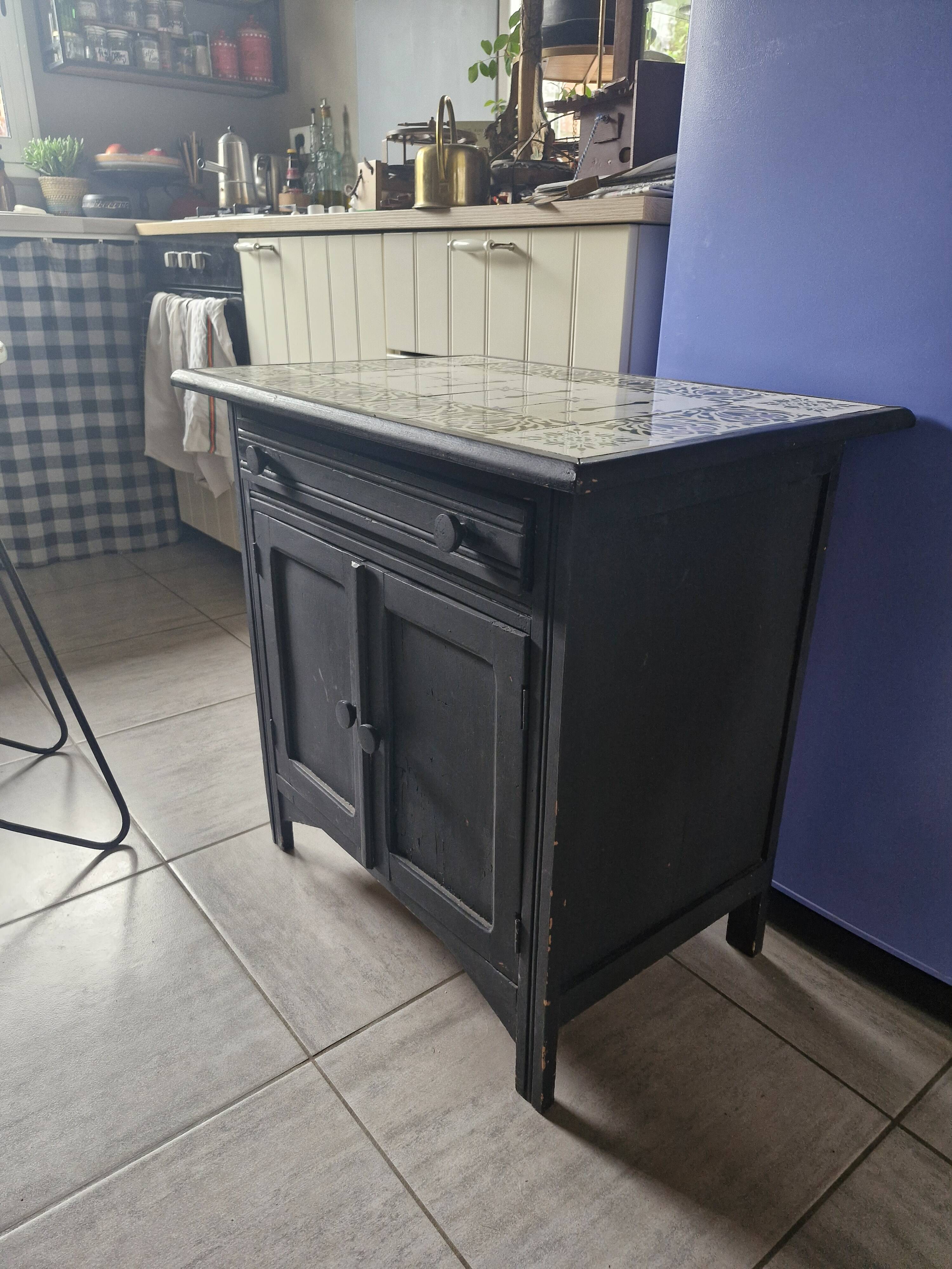 Small occasional furniture