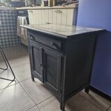 Small occasional piece of furniture