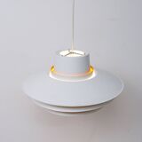 Verona hanging lamp white by Sven Middelboe