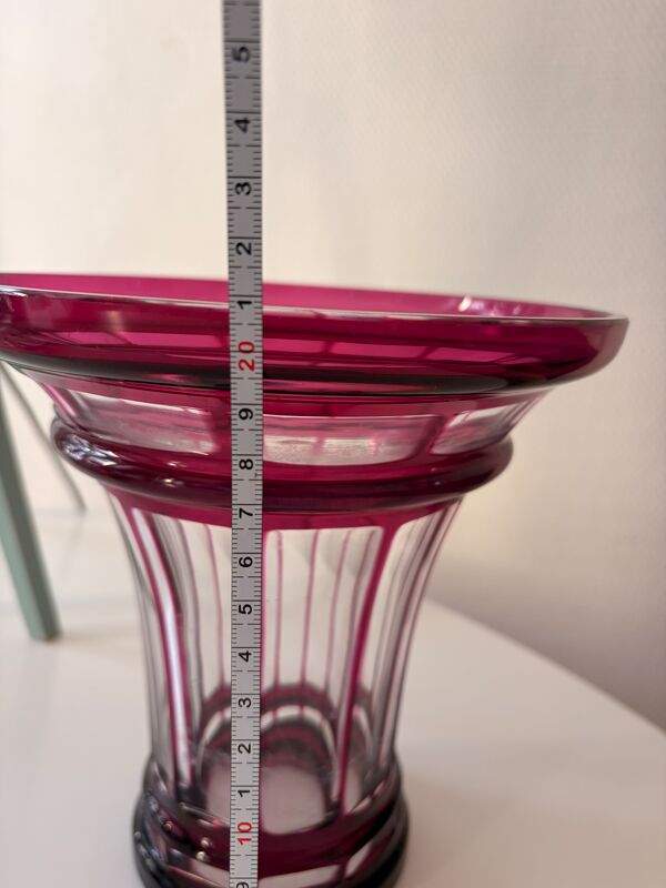 Vase Baccarat en cristal Rose foncé