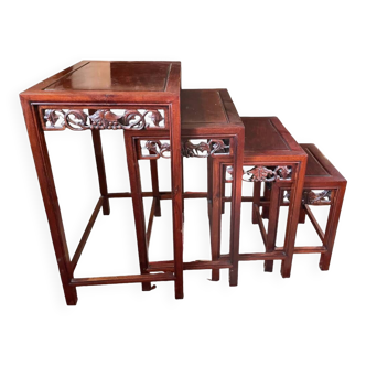 Nesting table Red wood
