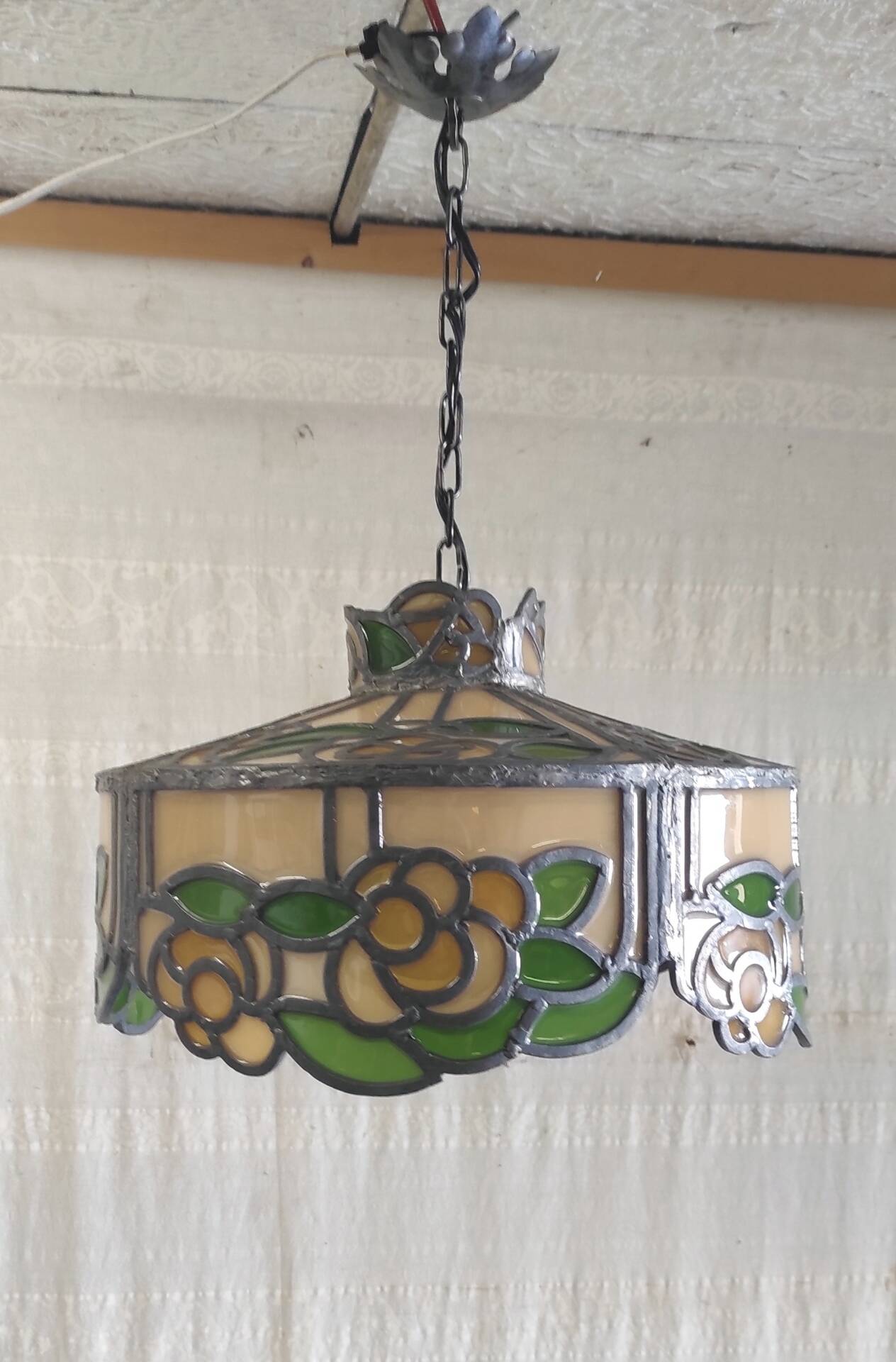 Tiffany-style glass and lead suspension - mid 20th century.