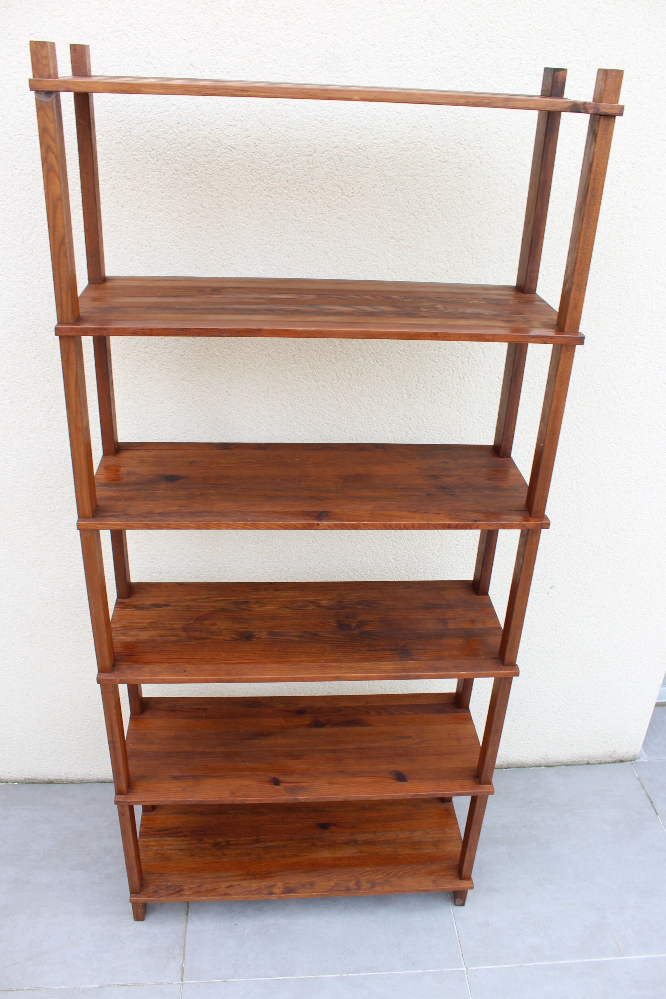 Vintage shelf scandinavian design
