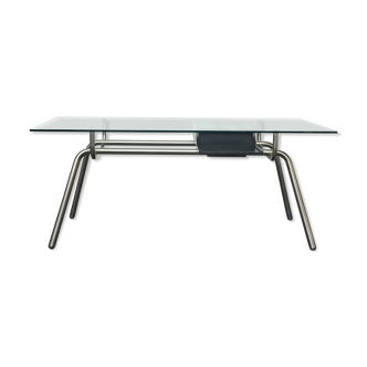 Stylish tubular steel executive desk