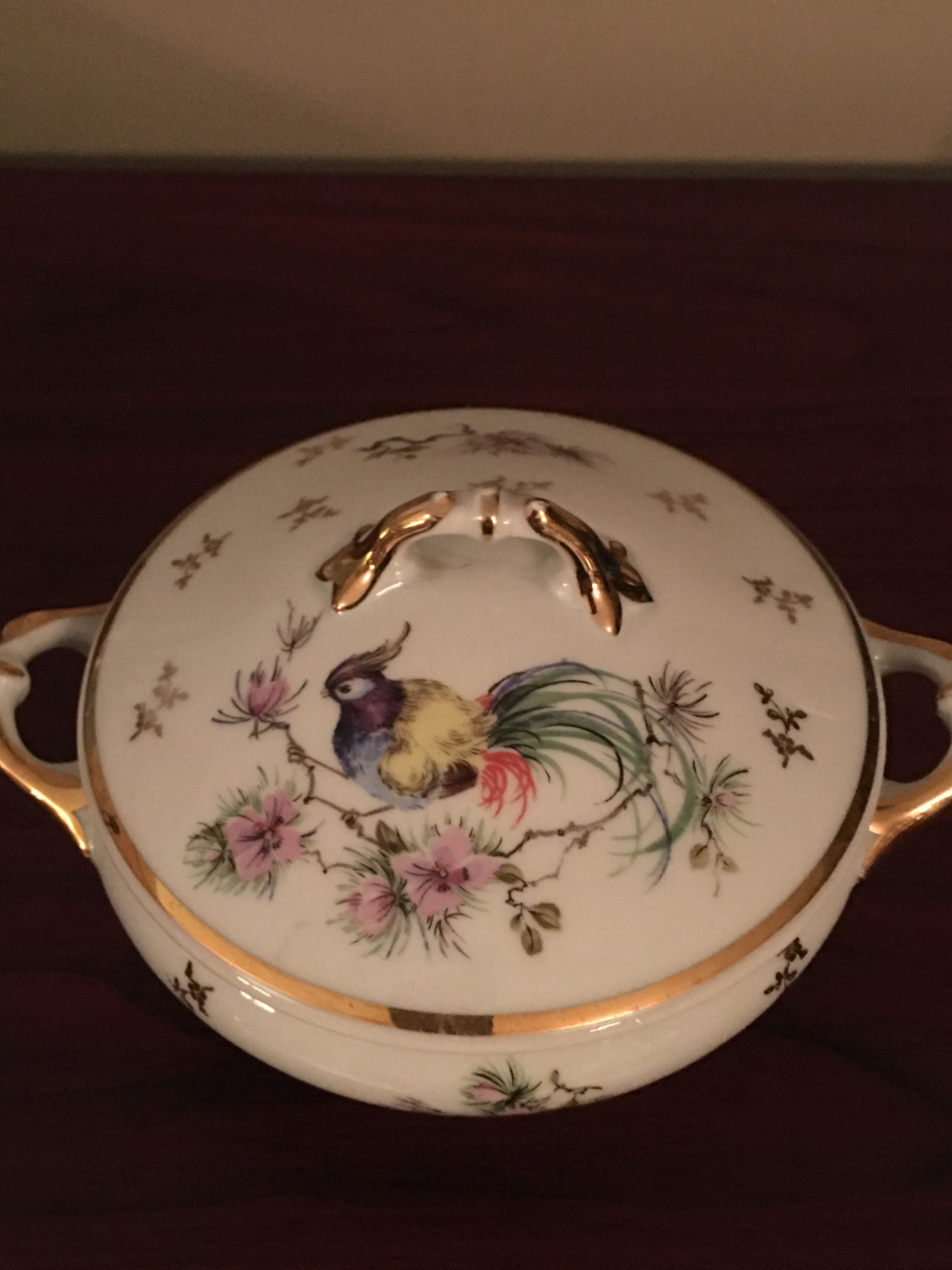 Ancient porcelain box