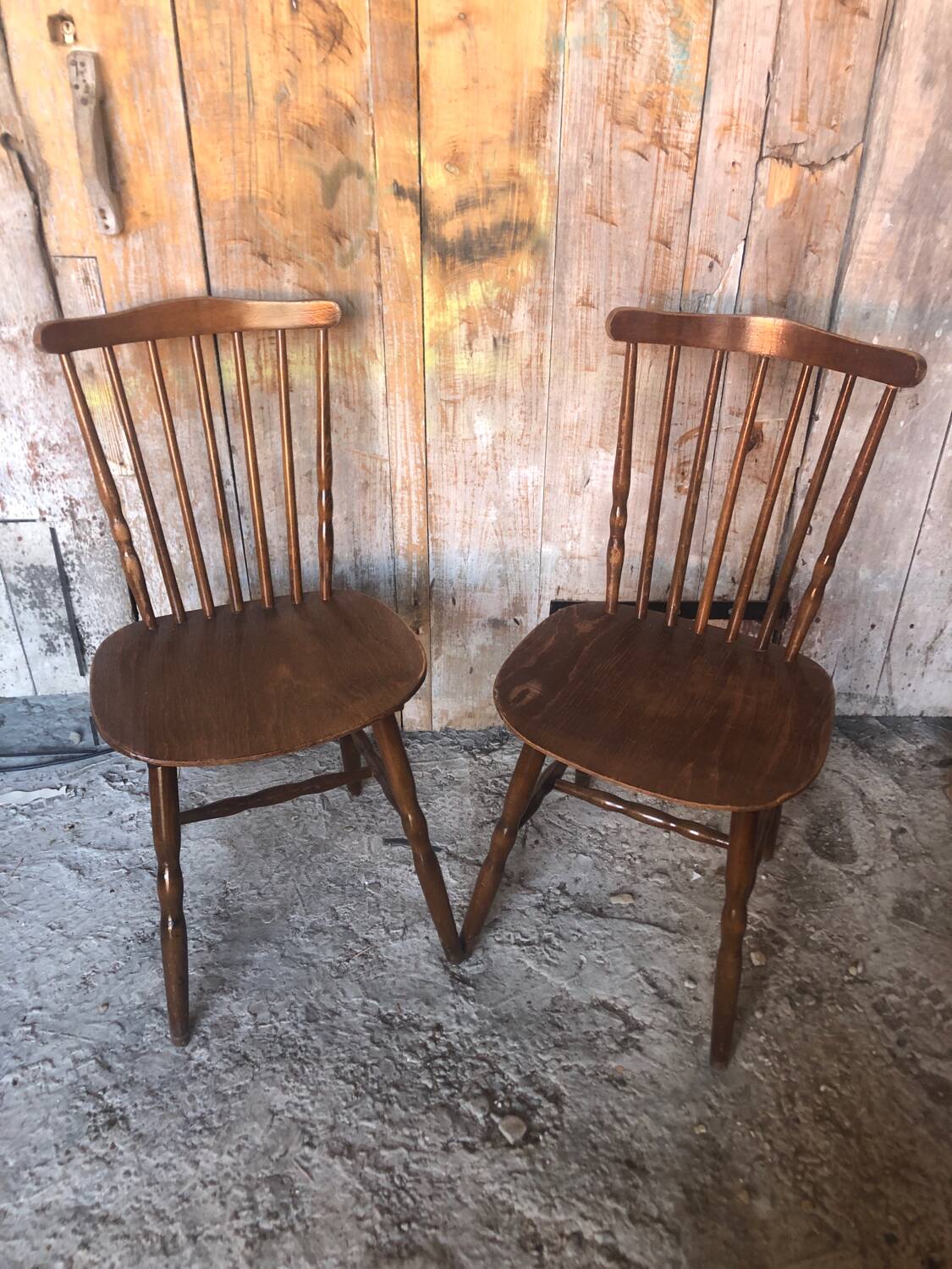Pair of vintage Baumann western style wooden chairs #a326
