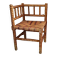 Mulched corner chair and light wood