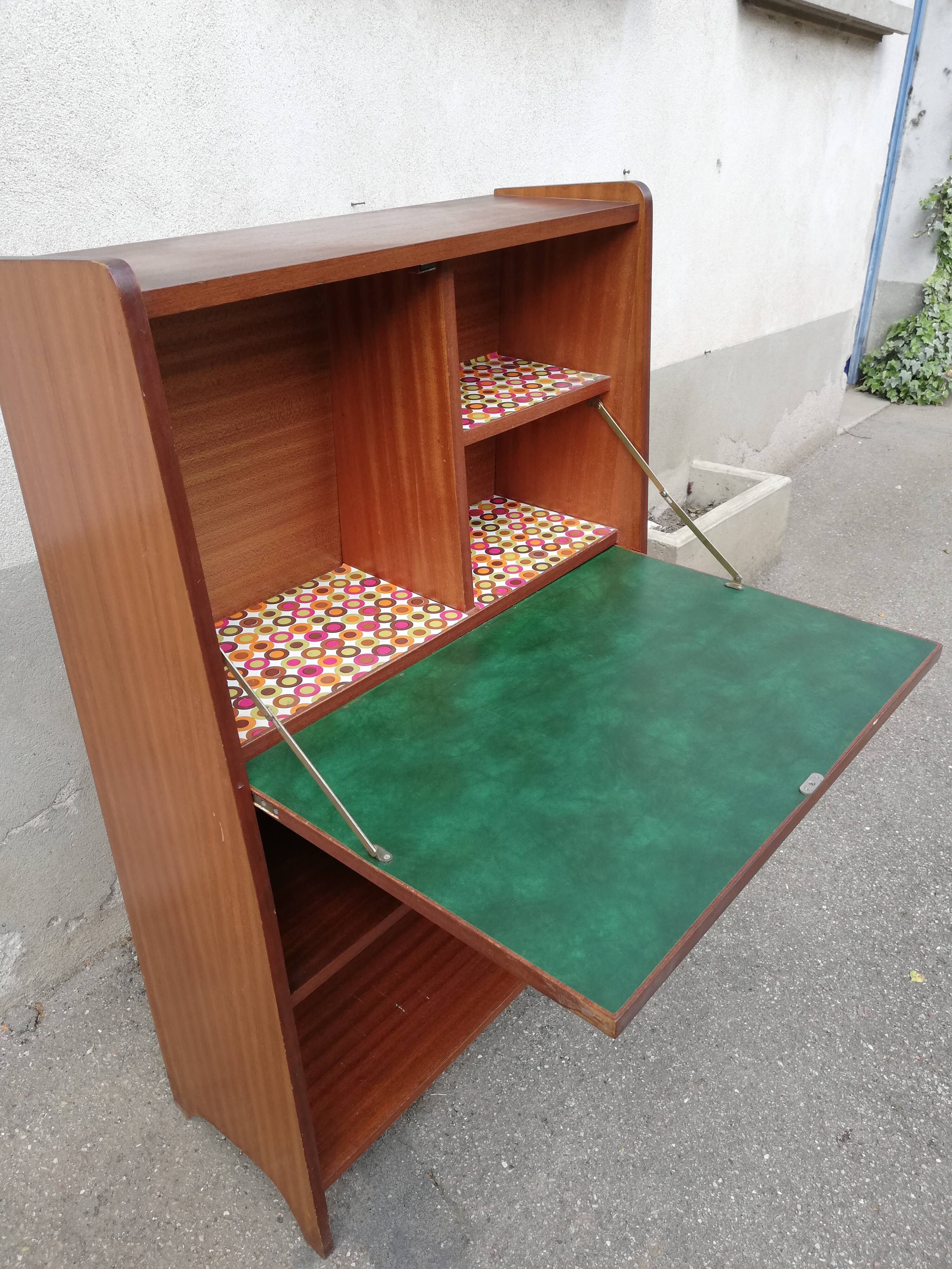 Vintage secretary 2 shelves