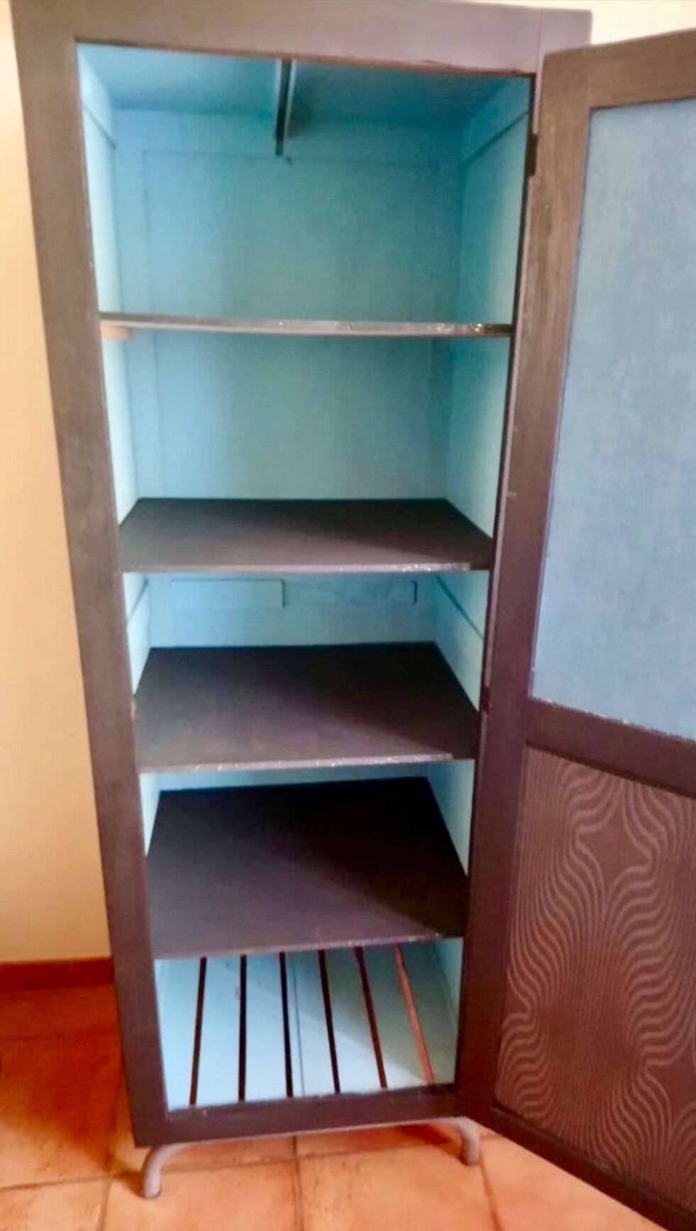 Cabinet vintage