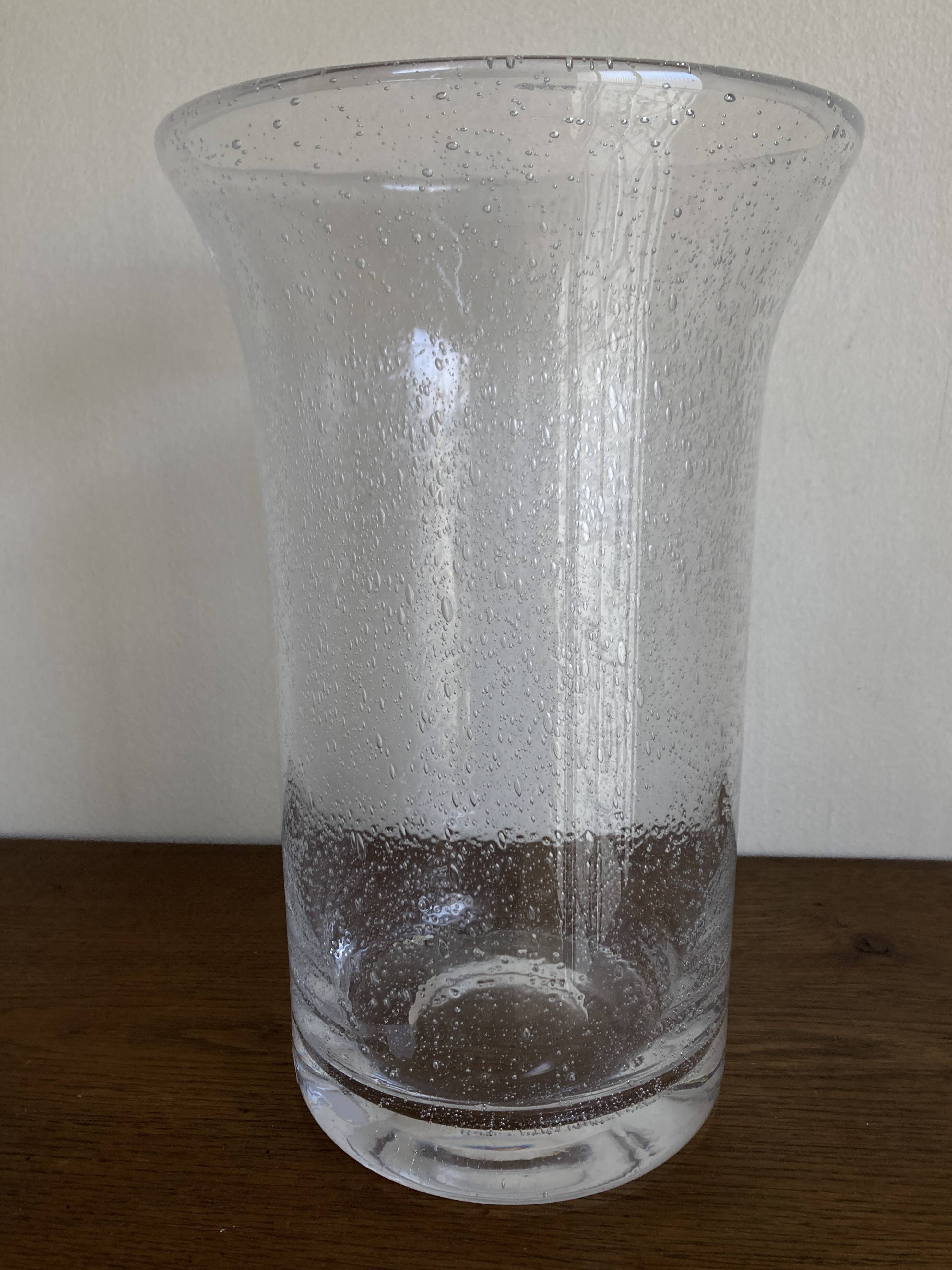 1970 XXXL vase in solid bubbled glass H33cm