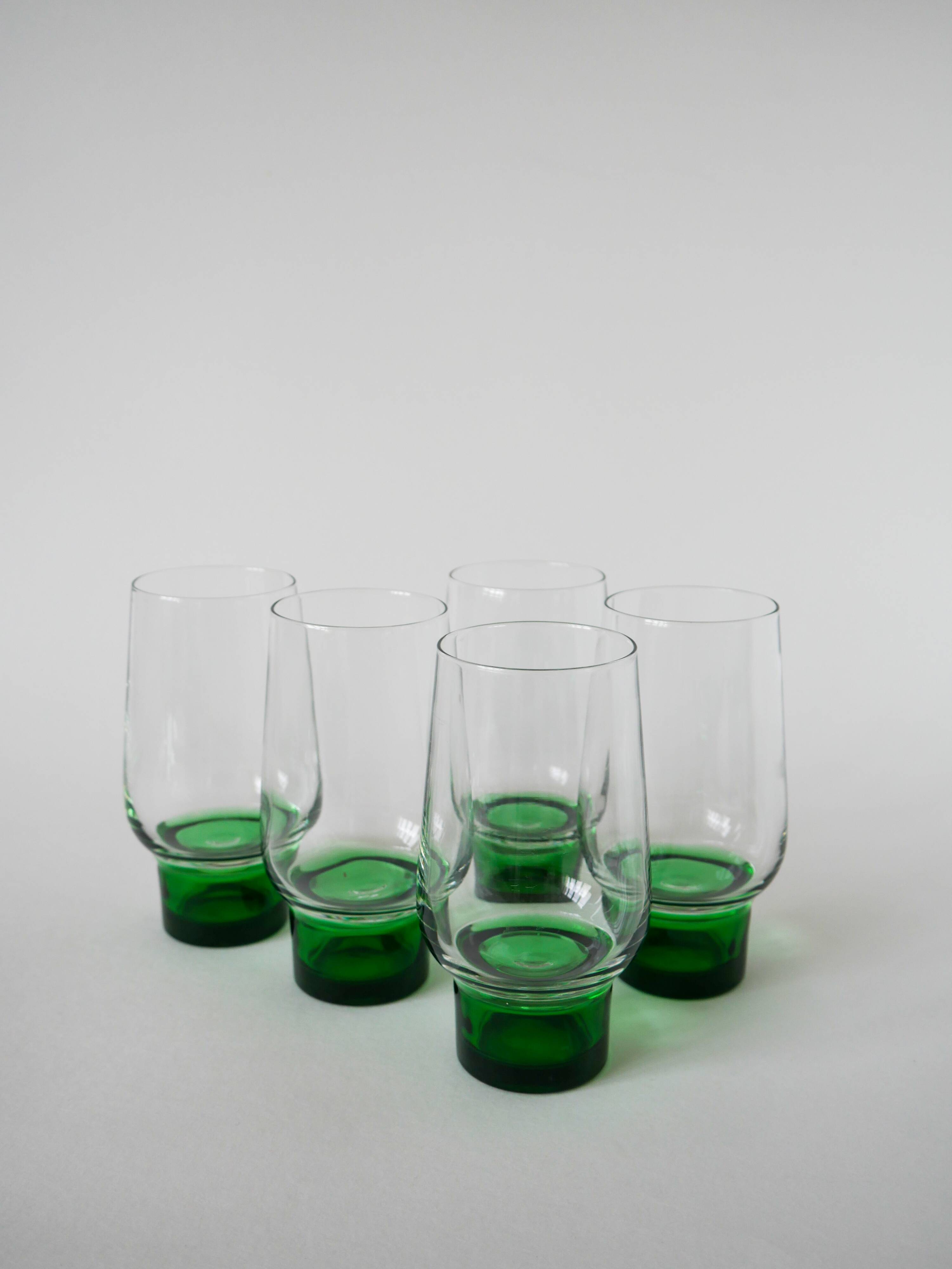 Set of 5 Long Drink Design glasses with green legs, 1970