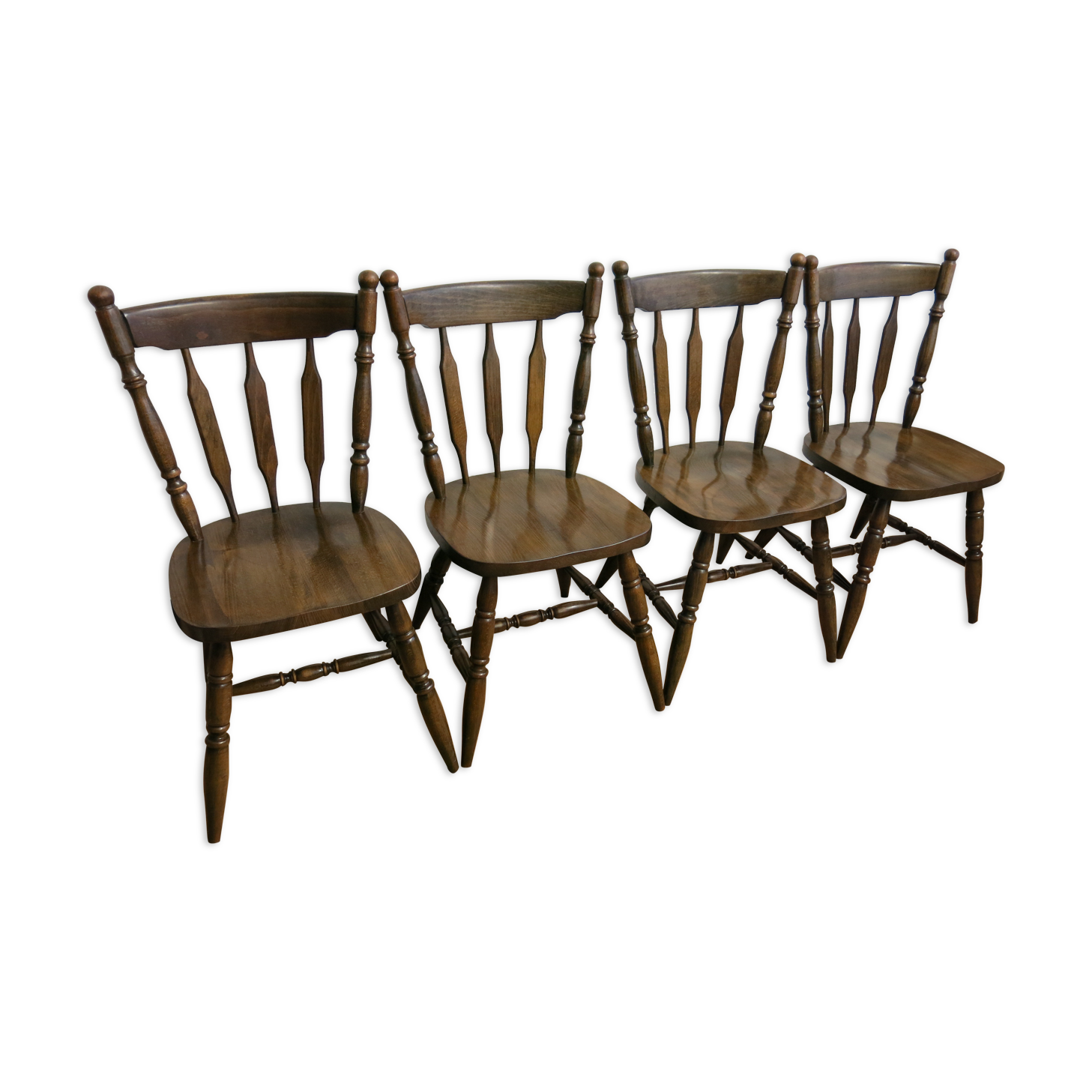 Ensemble de quatre chaises bistrot à barreaux