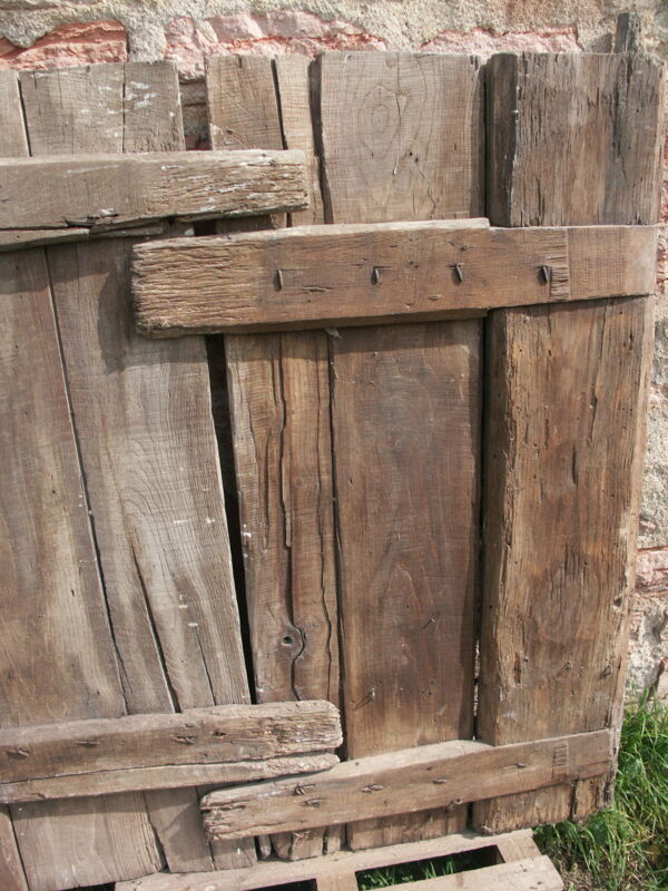 Paire de volets portes de grange du XVIII eme