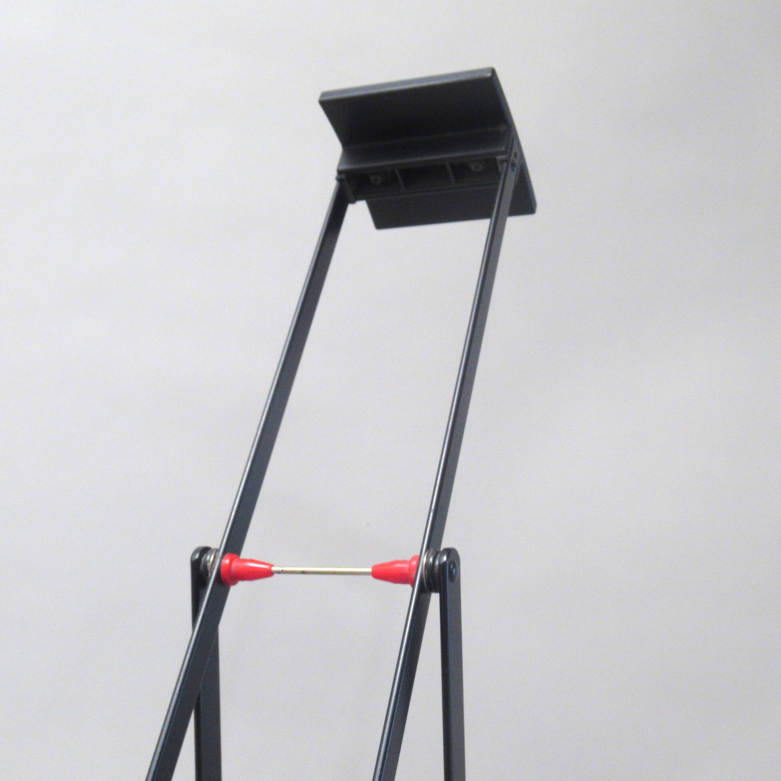 Tizio lamp Richard Sapper Artemide 1972